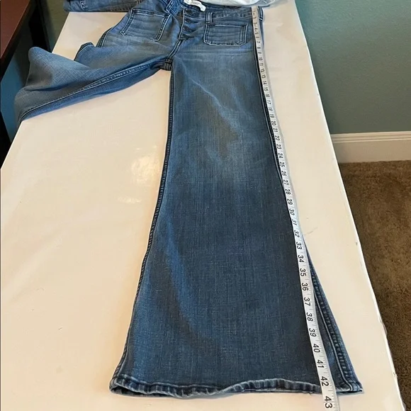 Abercrombie & Fitch Flare Leg High Rise Size 27 - Picture 9 of 16